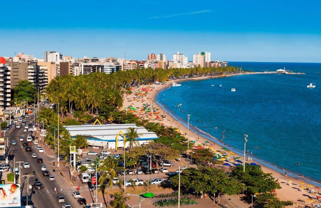Apartamento Duplex A Beira-mar De Pajucara *